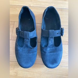 Womens Black Mary Janes Canvas Vegan Doc Martens size 8 DISCONTINUED